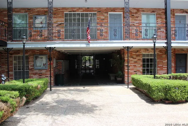 8401 New Braunfels #348A San Antonio, TX 78209