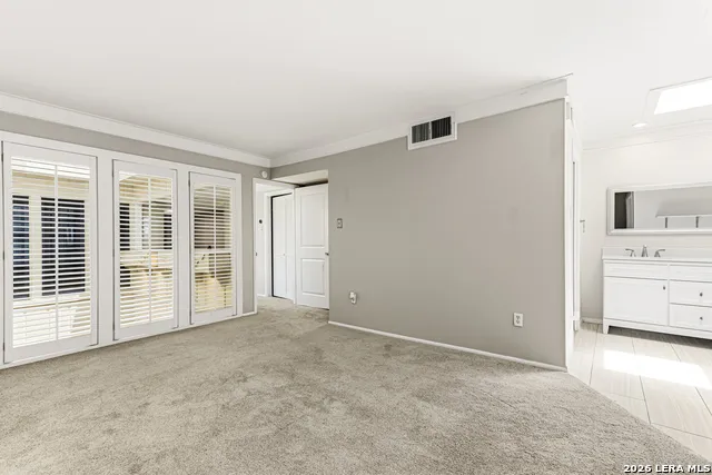 5403 NEW BRAUNFELS AVE #12 San Antonio, TX 78209