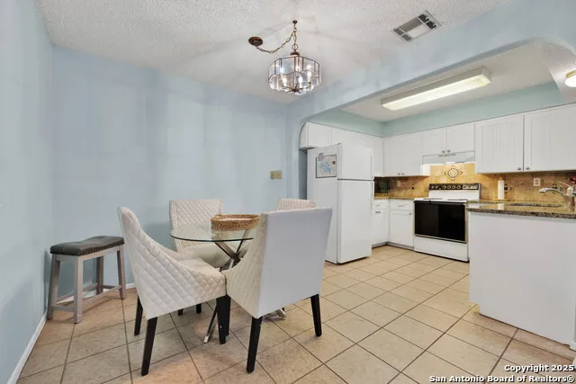 60 Oak Villa ## F-3 Canyon Lake, TX 78133