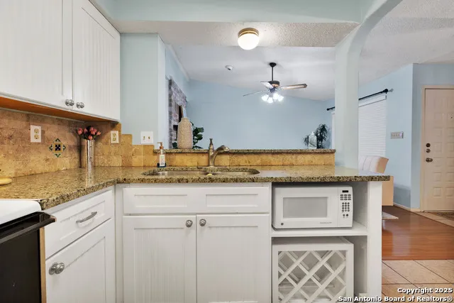 60 Oak Villa ## F-3 Canyon Lake, TX 78133