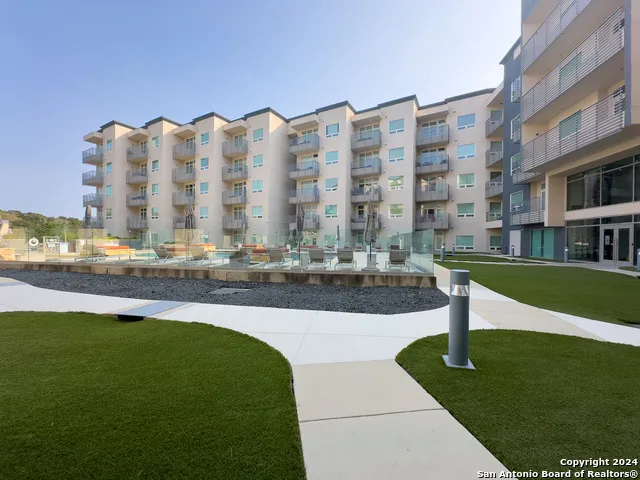 17902 LA CANTERA PKWY #106 San Antonio, TX 78257