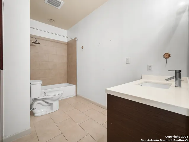 17902 LA CANTERA PKWY #106 San Antonio, TX 78257