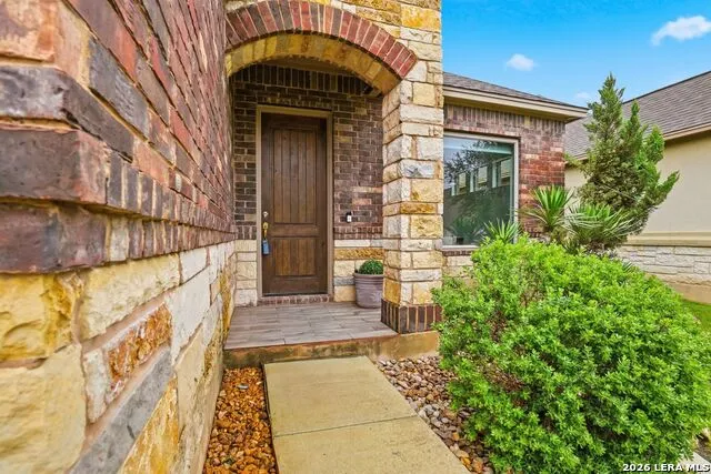 636 Carriage House ## 30 Spring Branch, TX 78070