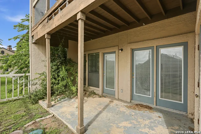 6100 Woodlake Pkwy #605 San Antonio, TX 78244