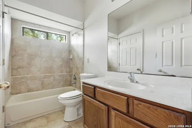 6100 Woodlake Pkwy #605 San Antonio, TX 78244