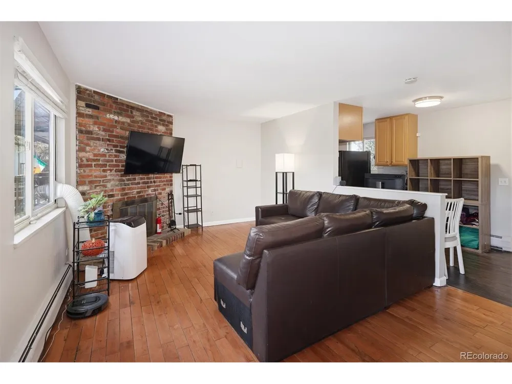2700 S Holly Street #208 Denver, CO 80222