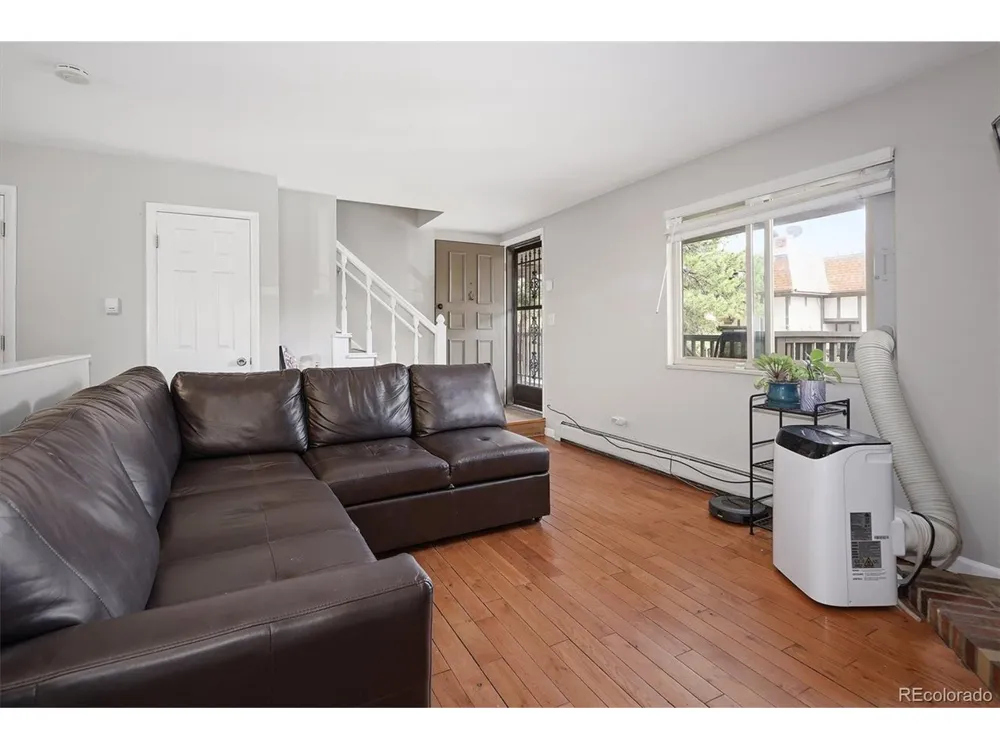 2700 S Holly Street #208 Denver, CO 80222