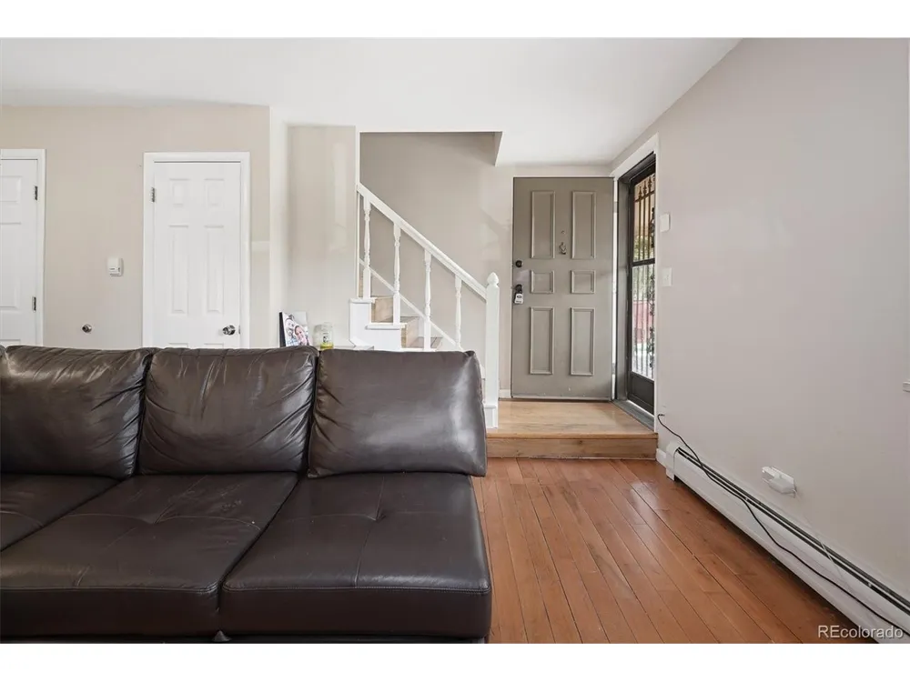 2700 S Holly Street #208 Denver, CO 80222