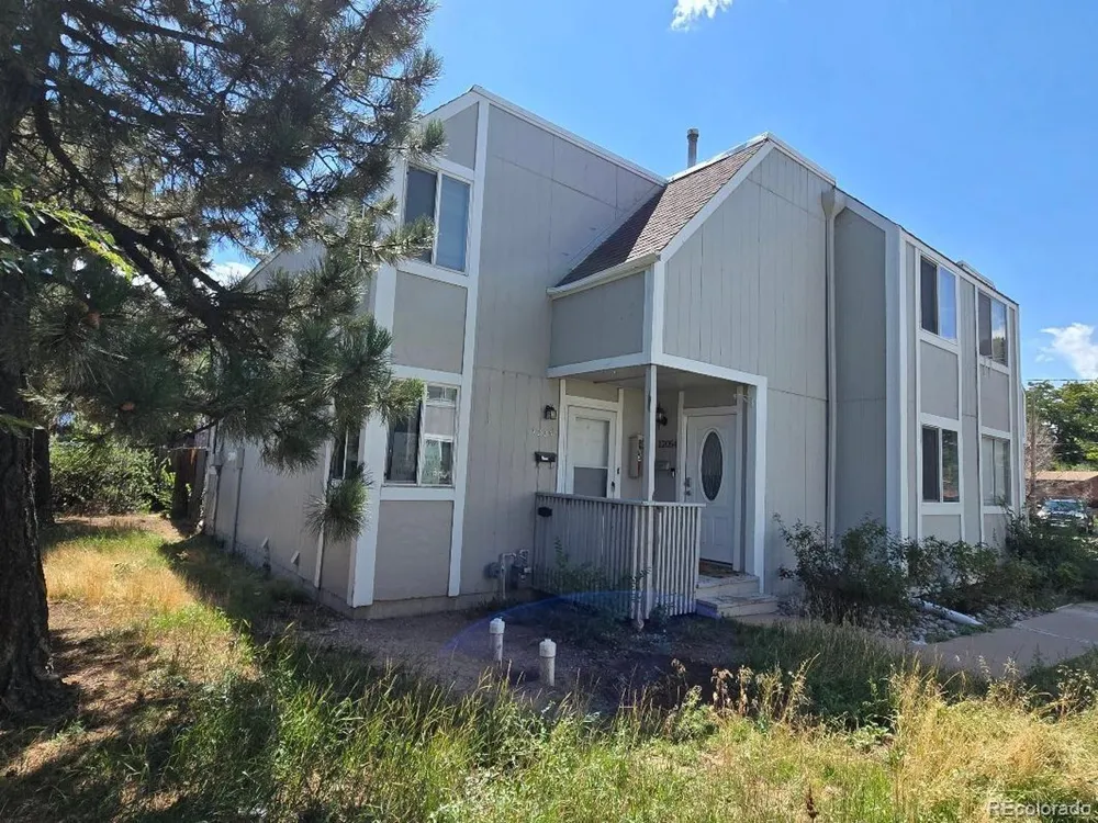 12056 E 25th Avenue Aurora, CO 80010
