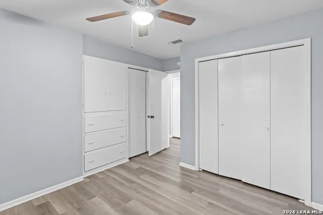 317-319 Gaiety Lane Kirby, TX 78219