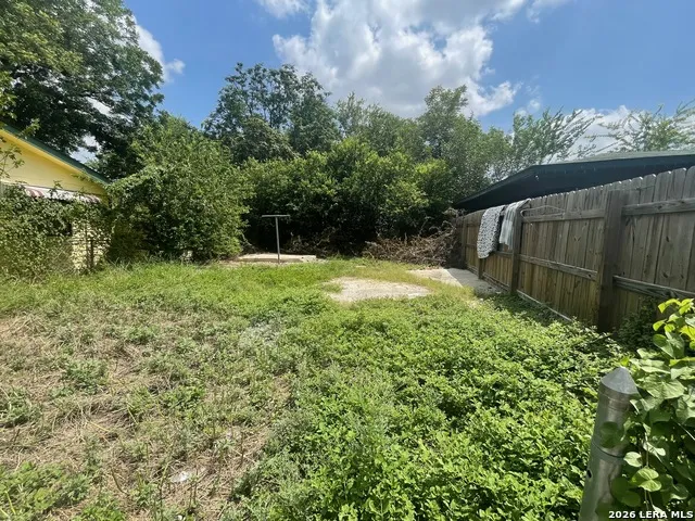 502 S San Manuel St San Antonio, TX 78237