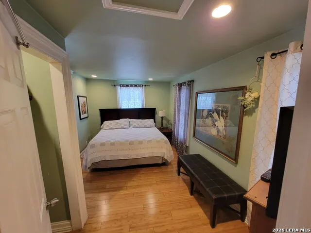 3221 Flores San Antonio, TX 78212