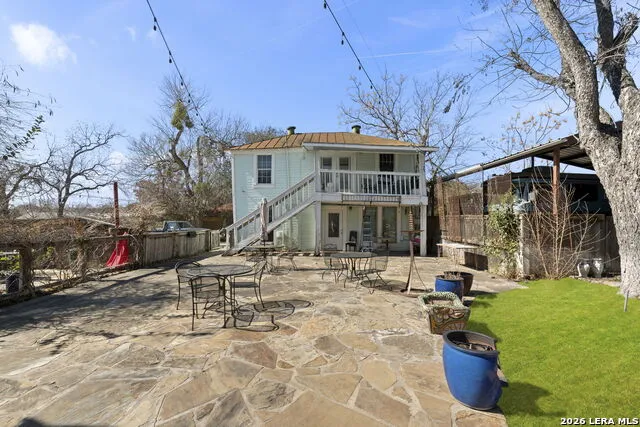 3221 Flores San Antonio, TX 78212