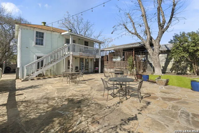 3221 Flores San Antonio, TX 78212
