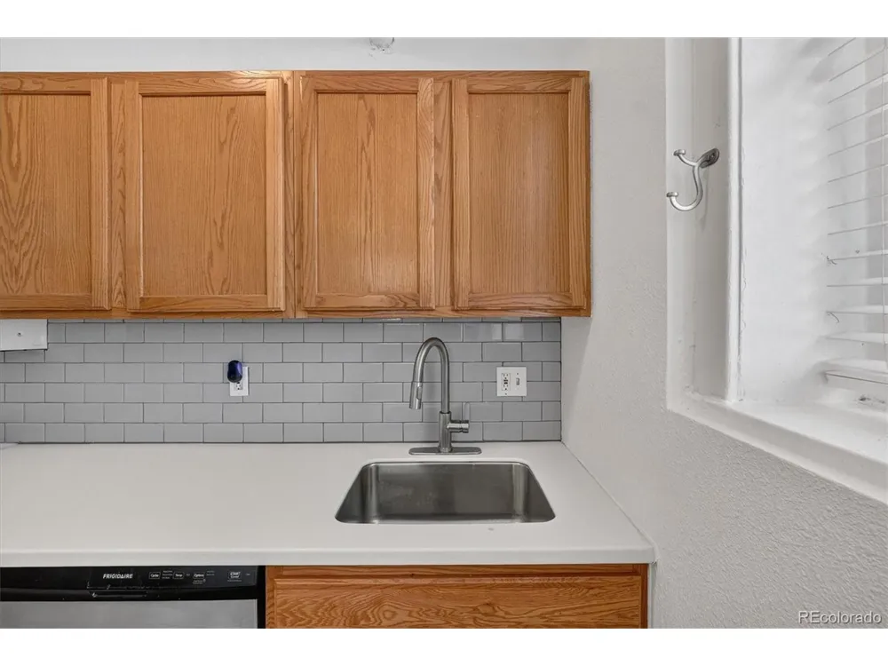 1376 Pearl Street #B4 Denver, CO 80203