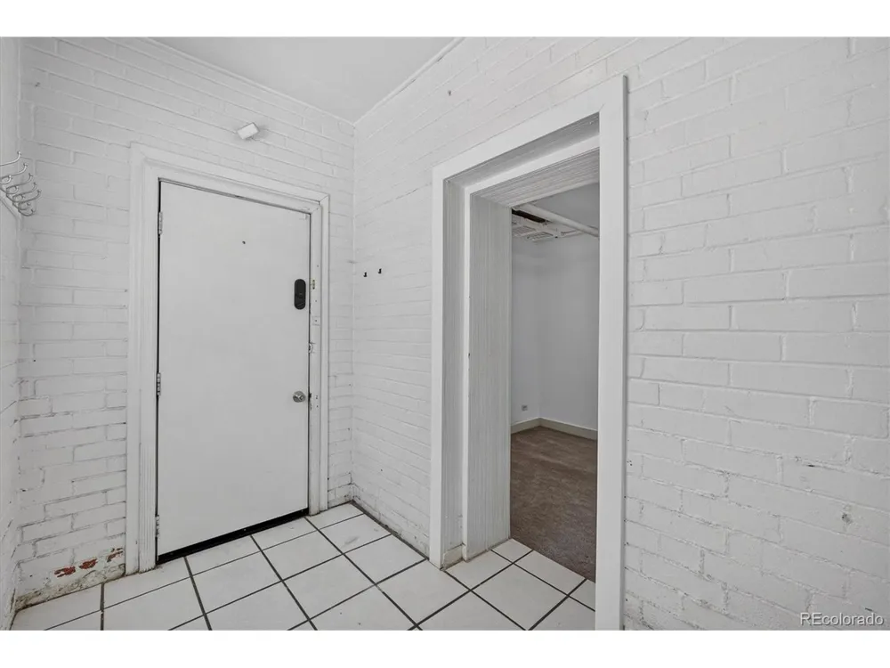 1376 Pearl Street #B4 Denver, CO 80203