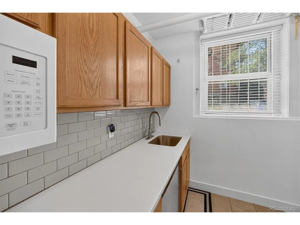 1376 Pearl Street #B4 Denver, CO 80203