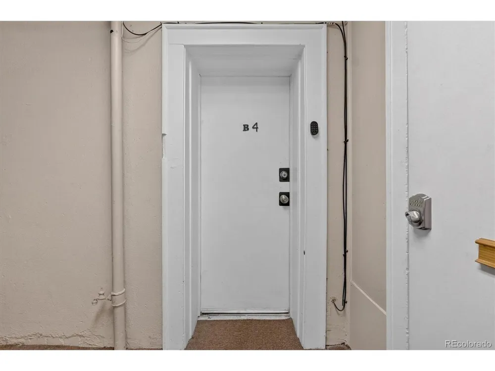 1376 Pearl Street #B4 Denver, CO 80203
