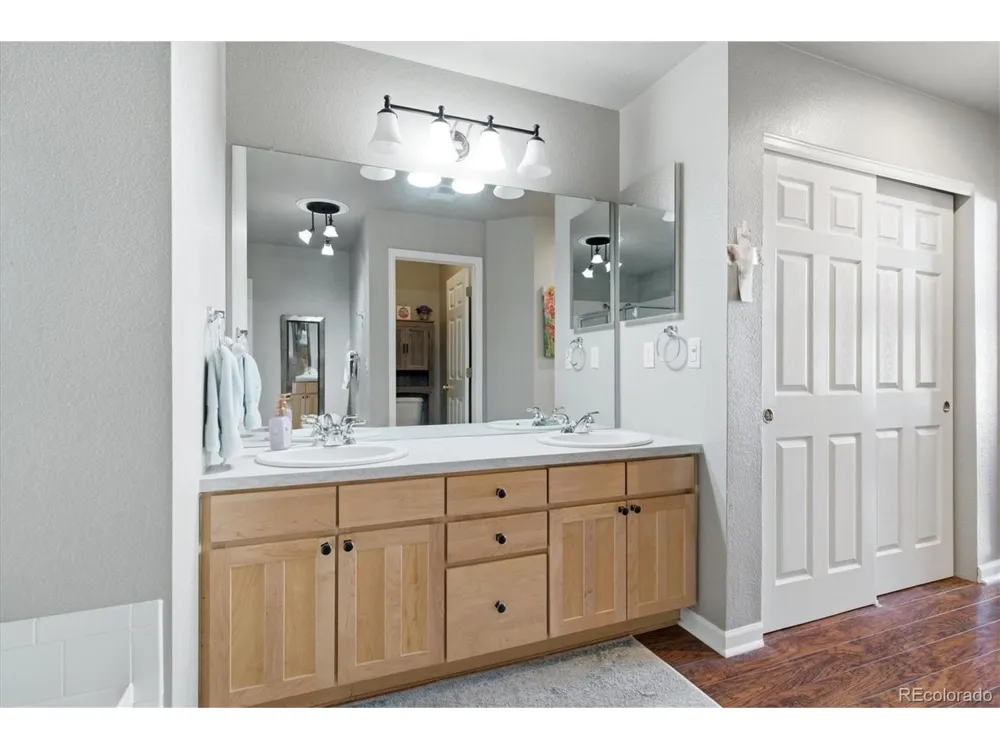 13722 Legend Way #104 Broomfield, CO 80023