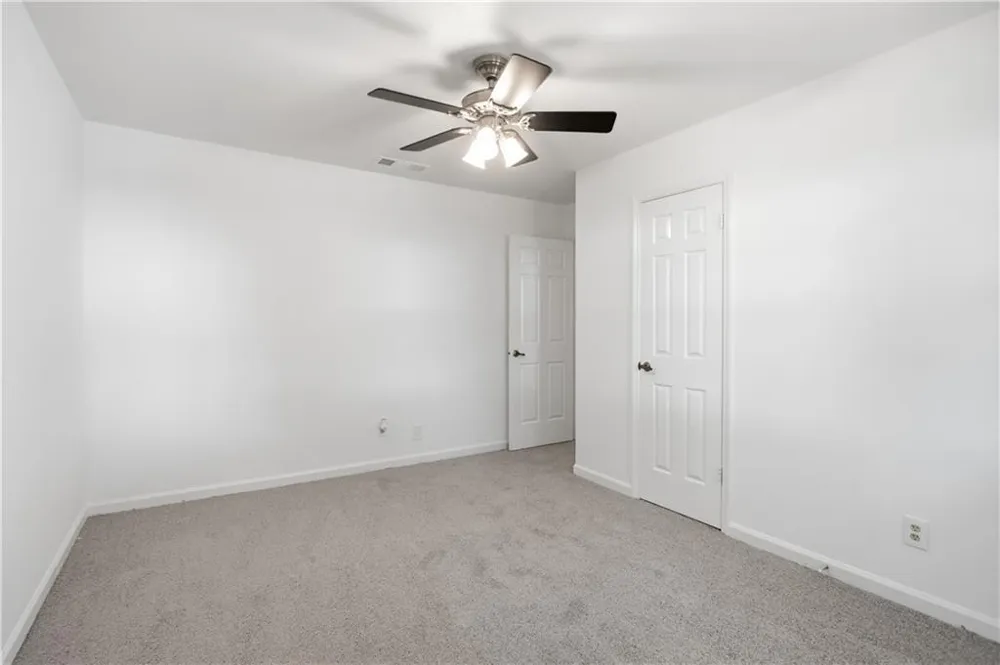 132 Old Ferry Way Roswell, GA 30076
