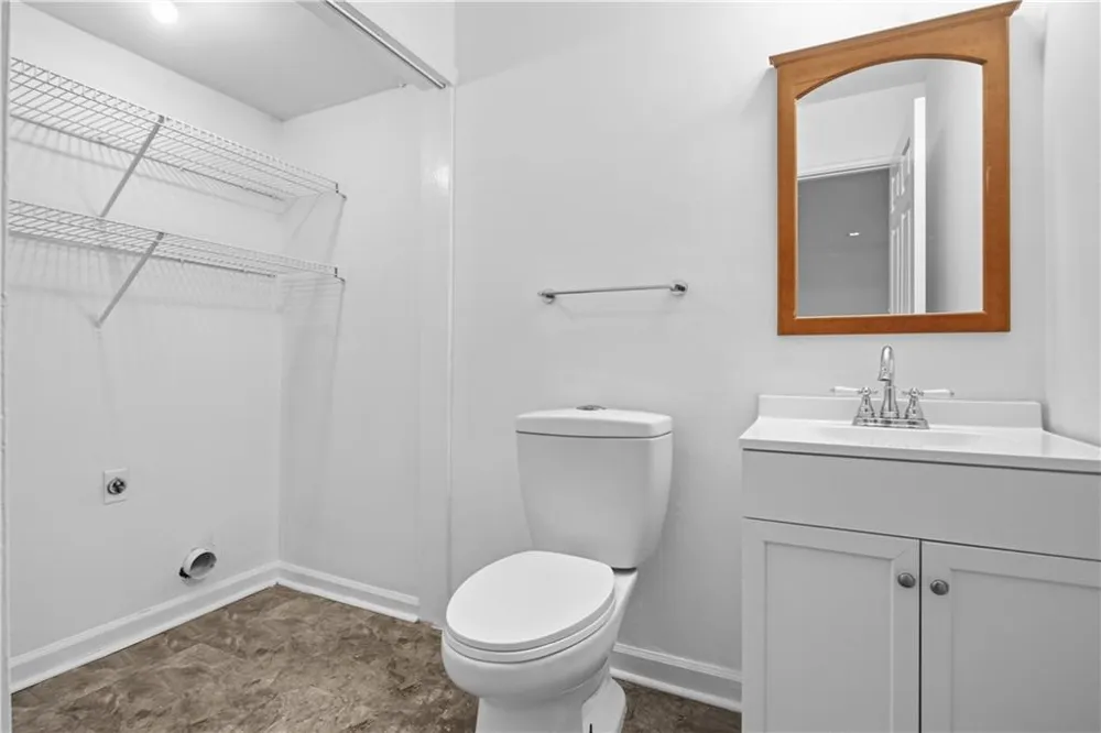 132 Old Ferry Way Roswell, GA 30076