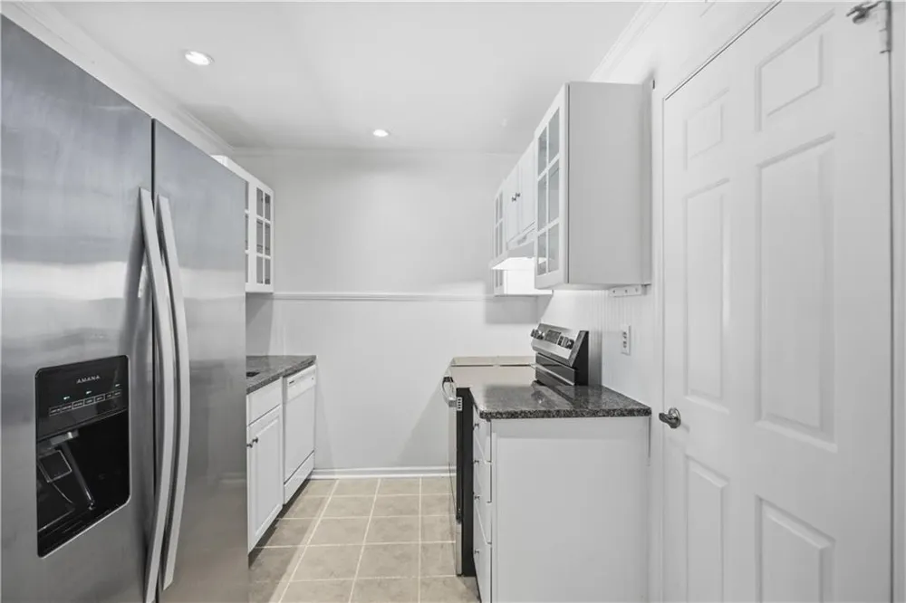 132 Old Ferry Way Roswell, GA 30076