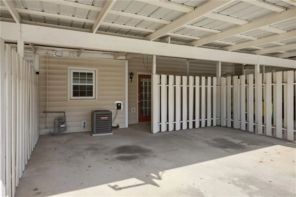 132 Old Ferry Way Roswell, GA 30076