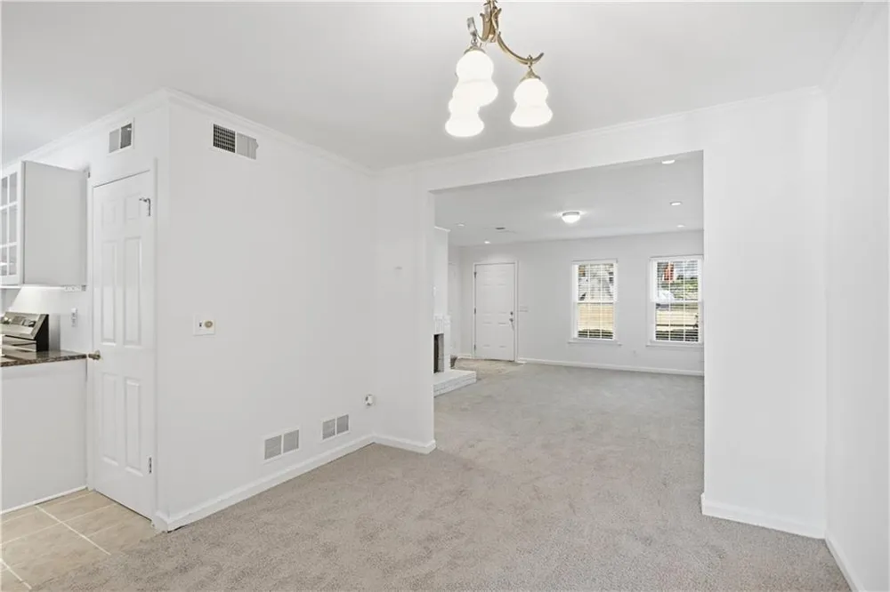 132 Old Ferry Way Roswell, GA 30076