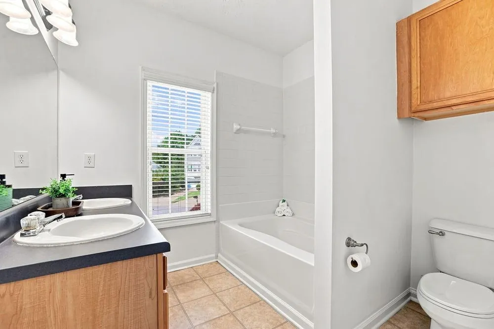 1532 Gathering Place Cumming, GA 30040