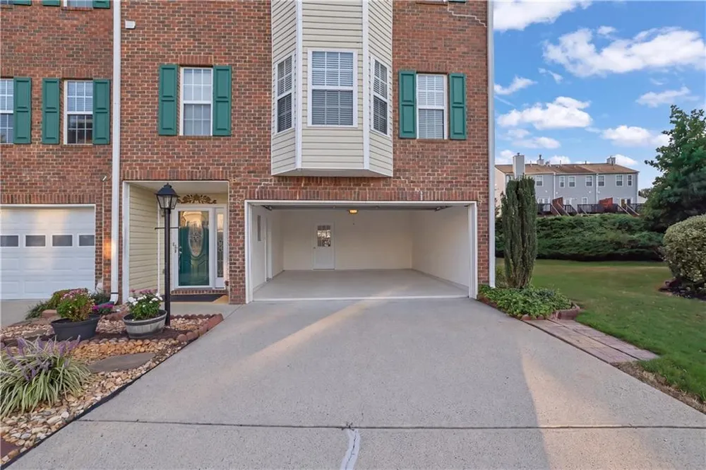 1532 Gathering Place Cumming, GA 30040