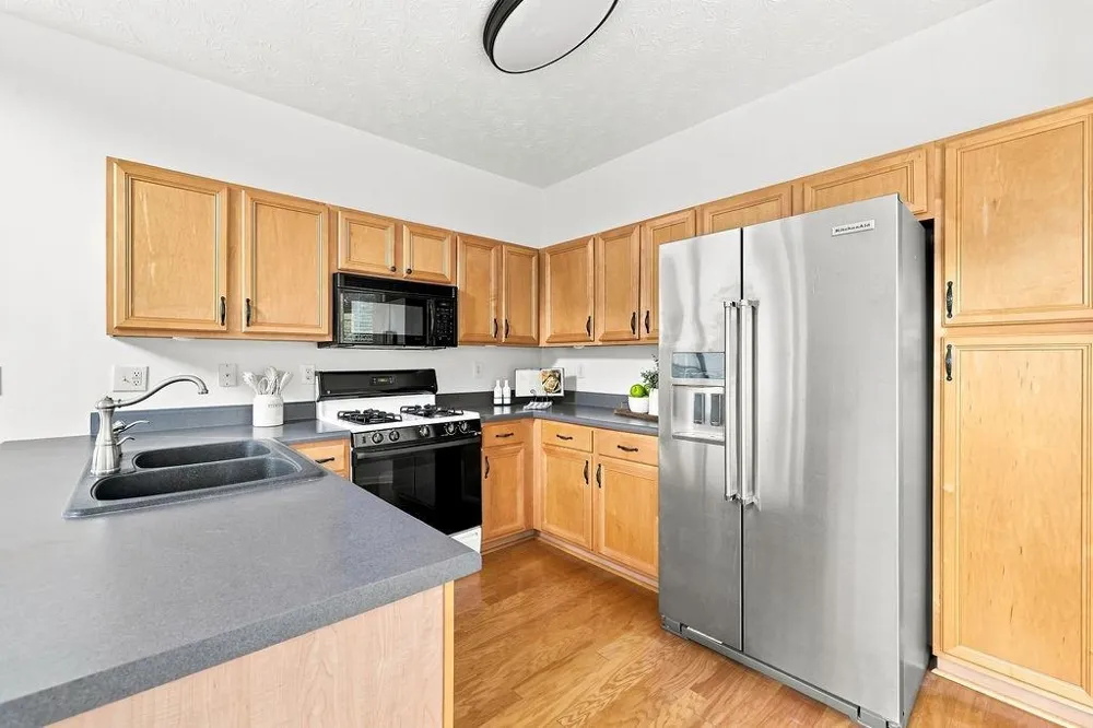 1532 Gathering Place Cumming, GA 30040