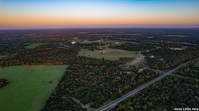 3803 Private Road 4100 Marquez, TX 77865