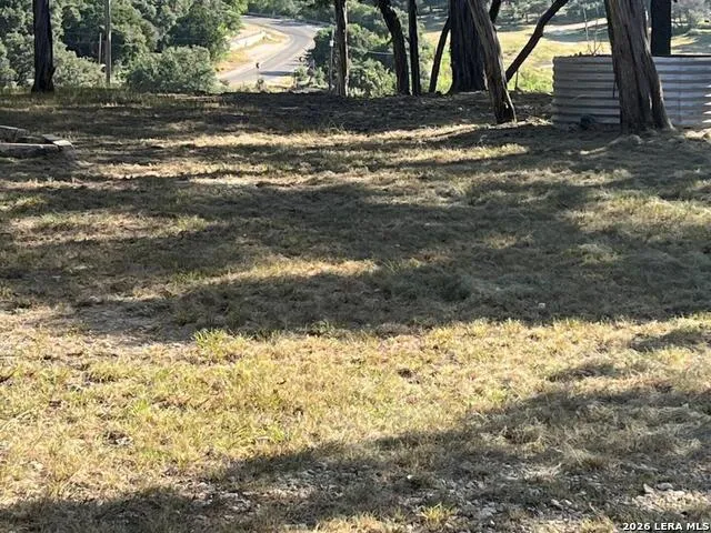 248 Mountain Dr Lakehills, TX 78063