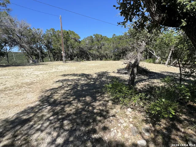 248 Mountain Dr Lakehills, TX 78063