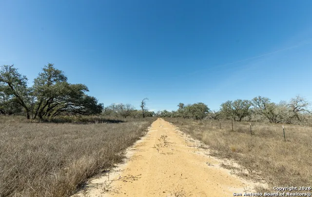 2743 CR 770 Natalia, TX 78059