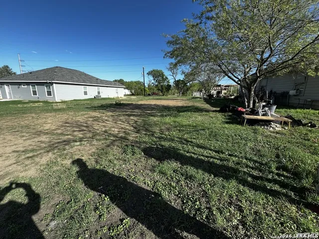 WILLOW Willow Jourdanton, TX 78026