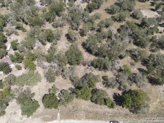 TBD  LOT 140 E Cr 6868 Natalia, TX 78059