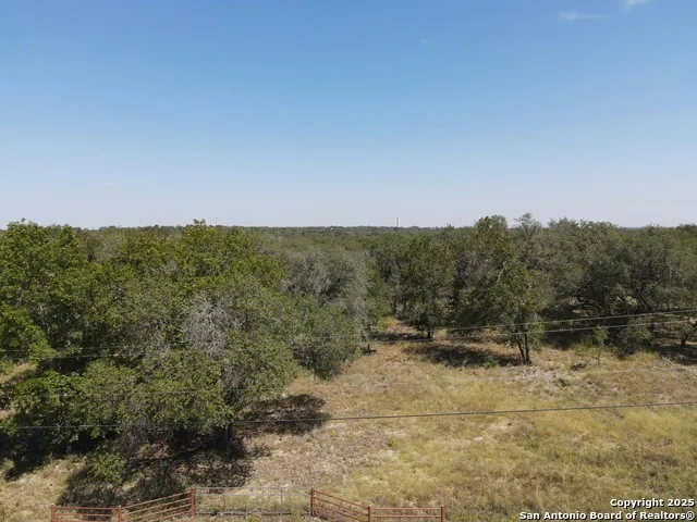 TBD LOT 141 E Cr 6868 Natalia, TX 78059