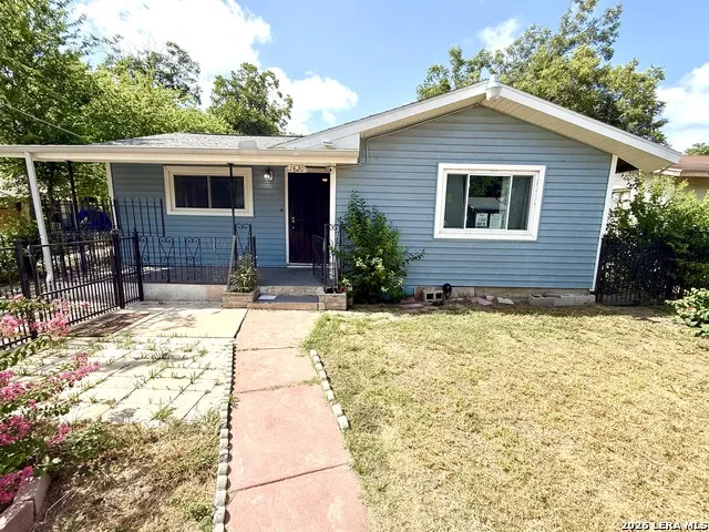 1820 W Southcross Blvd San Antonio, TX 78211