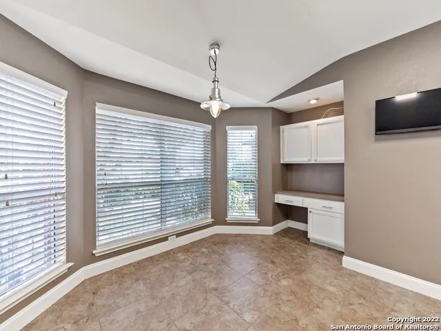 9807 SANDIE Helotes, TX 78023