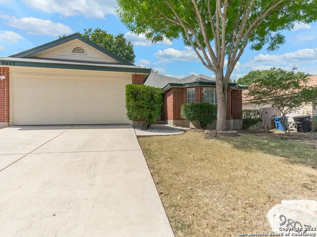 9807 SANDIE Helotes, TX 78023