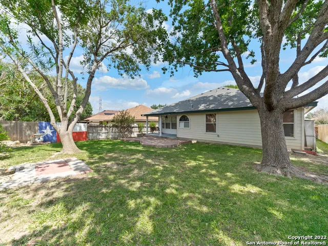 9807 SANDIE Helotes, TX 78023