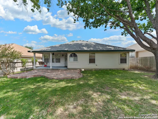 9807 SANDIE Helotes, TX 78023