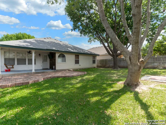 9807 SANDIE Helotes, TX 78023