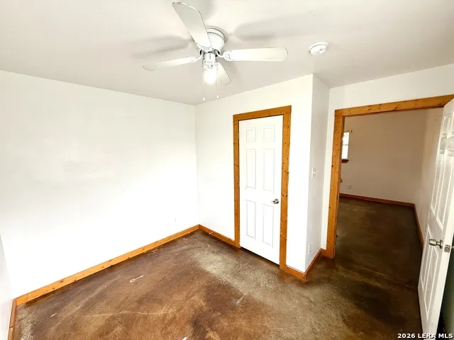 573 State Highway 97 E Unit 114 Floresville, TX 78114