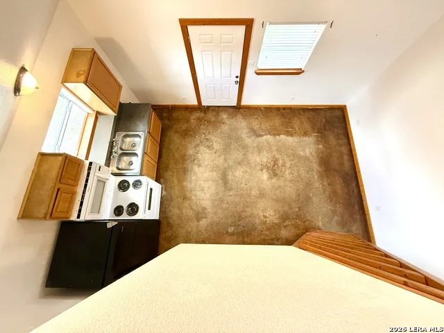 573 State Highway 97 E Unit 114 Floresville, TX 78114