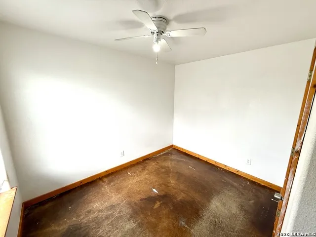573 State Highway 97 E Unit 114 Floresville, TX 78114