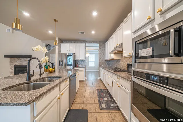 19111 MOUNTAIN PL San Antonio, TX 78259