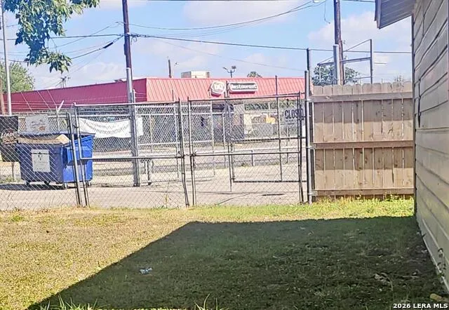 1211 Gladstone Unit C San Antonio, TX 78225