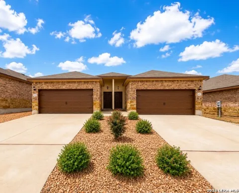 442 Emma Dr
